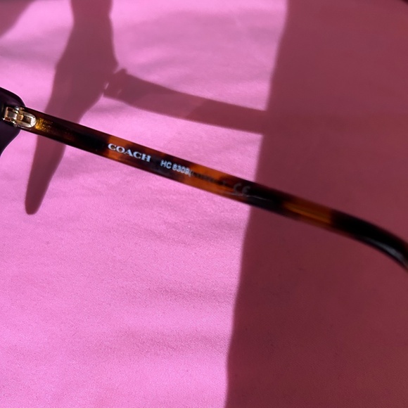 Coach Sunglasses ?️ Excellent Condition main image 6